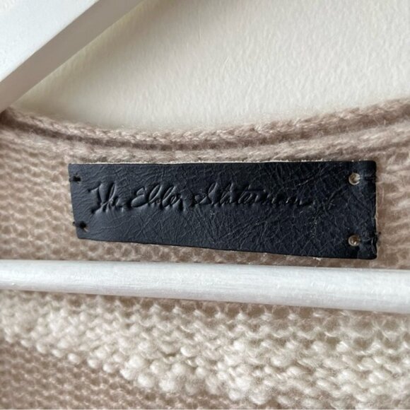 🎥 Guilty Party TV Show THE ELDER STATESMAN Cashmere Cardigan - Picture 7 of 11